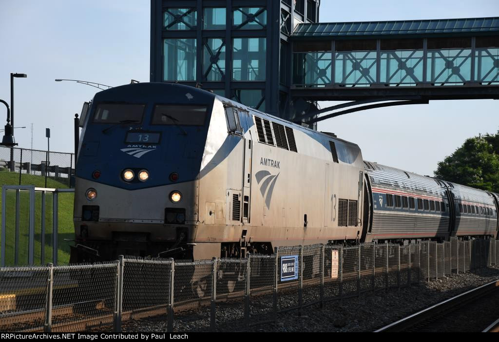 Regional cruises west through the station